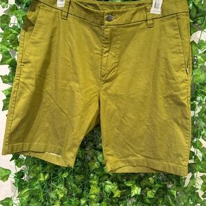 Lululemon Athletica Mustard Men's Shorts